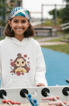 Sweat Capuche Disney : Restez au chaud avec magie et style